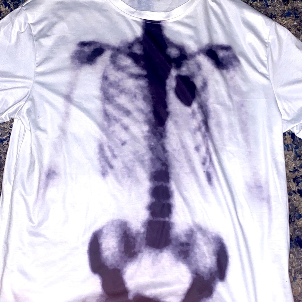 Graphic tee